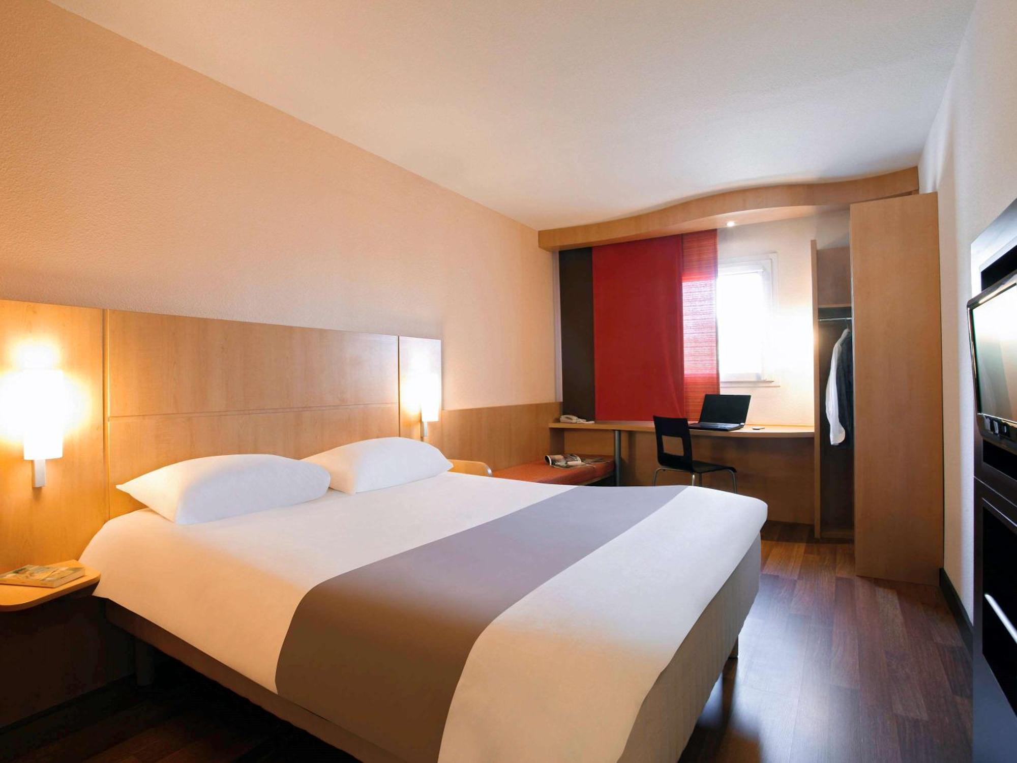 فندق Ibis Manosque Cadarache المظهر الخارجي الصورة