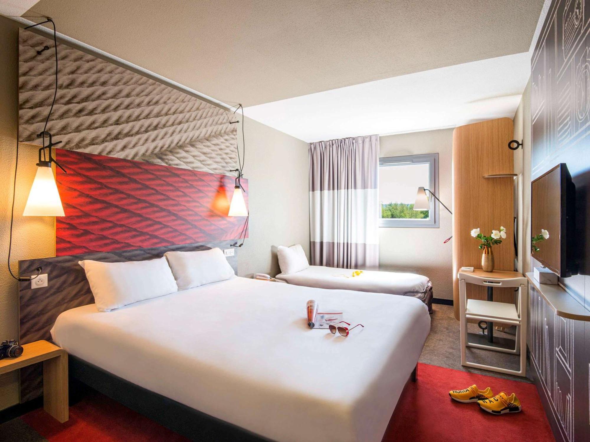 فندق Ibis Manosque Cadarache المظهر الخارجي الصورة